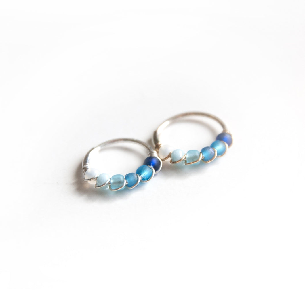 Silver Gold Cartilage Hoop Earrings Huggie Earrings Blue Ombre Huggie Earrings for Cartilage, Nose, Ear, Helix Piercing Midwinter Hollow