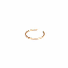 Load image into Gallery viewer, Dainty Gold Conch Cuff - Ear Cuff