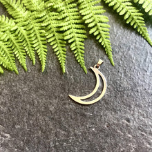 Load image into Gallery viewer, Silver Crescent Moon Pendant Polished