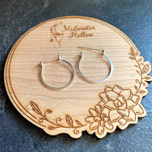 Load image into Gallery viewer, Silver Hoop Earrings Hammered Silver Hoops, Hoop Earrings MidwinterHollow